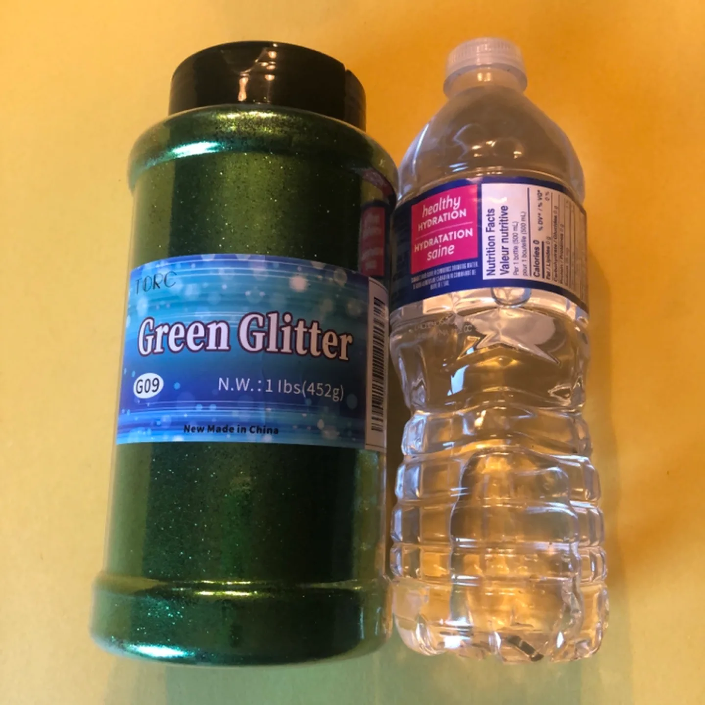 1 lb Jar of Green Glitter image indicator(2)