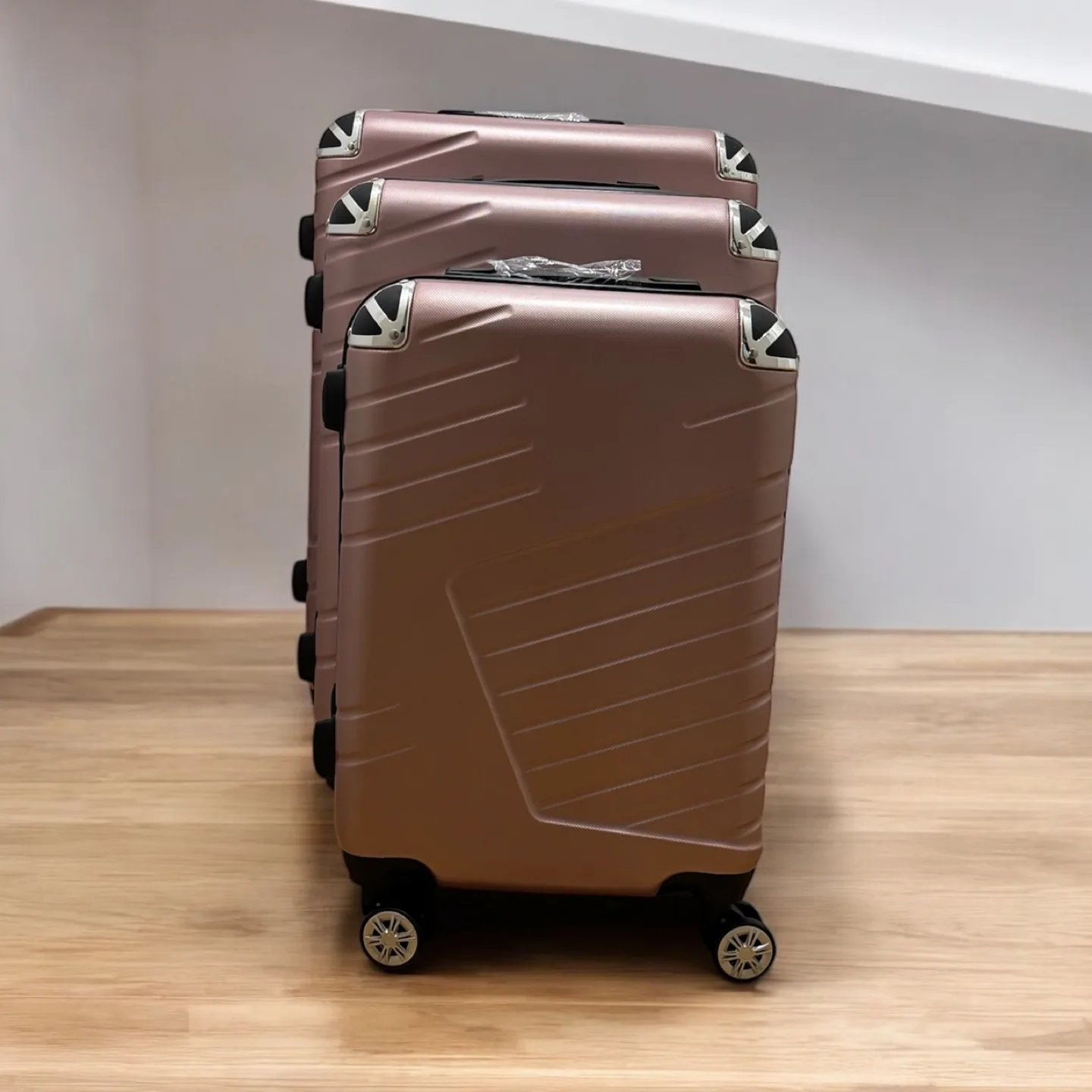 Rose Gold 3-Piece Luggage Set thumbnail