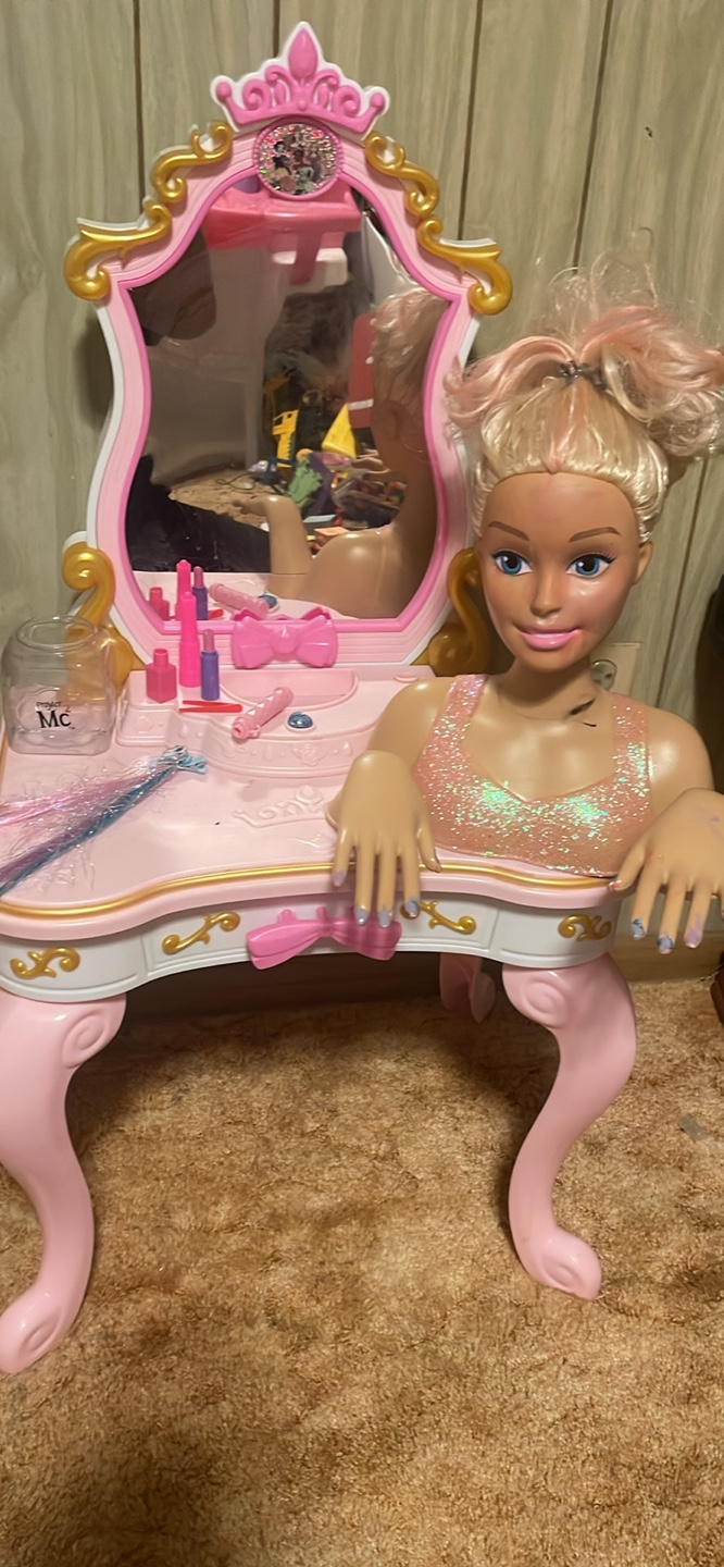 Barbie Styling Head and Vanity Set musical 🎵