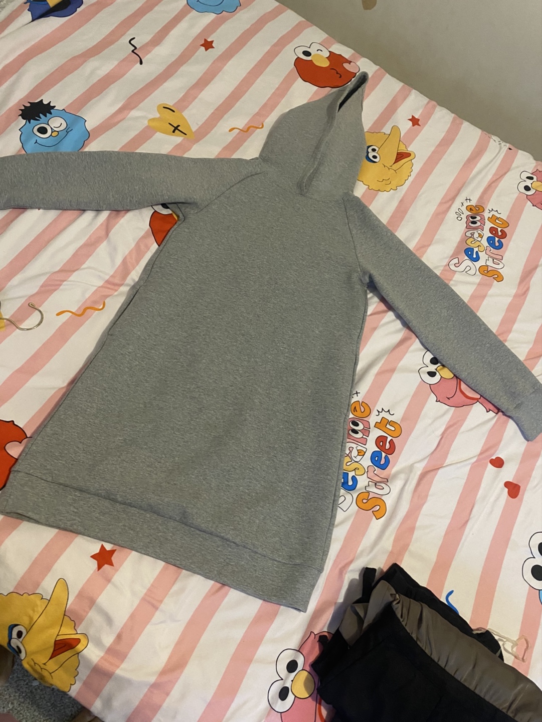 Bundle of 5 Dresses and a Cardigan