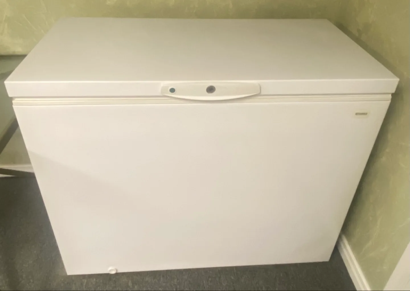 White Chest Freezer thumbnail
