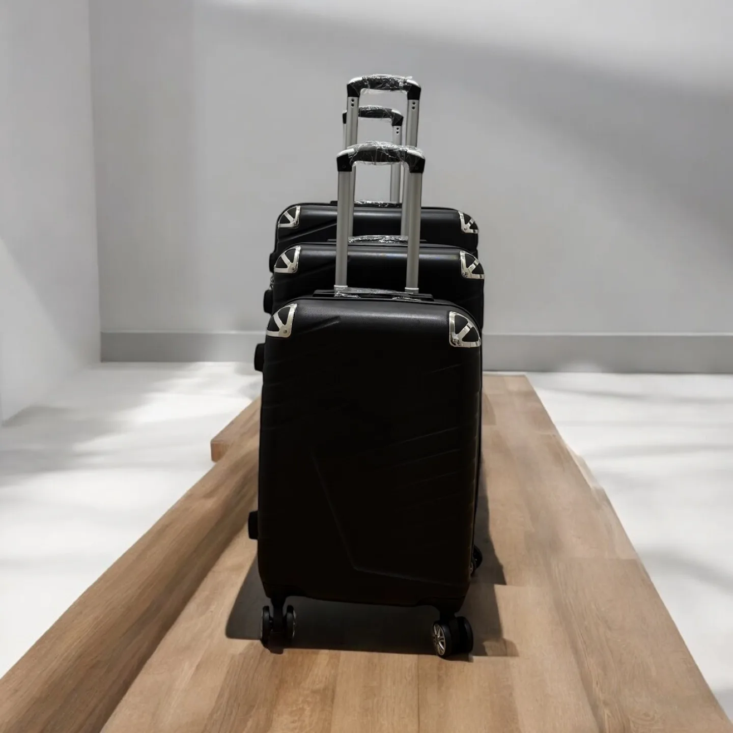 Set of Three Black Carry-On Suitcases thumbnail