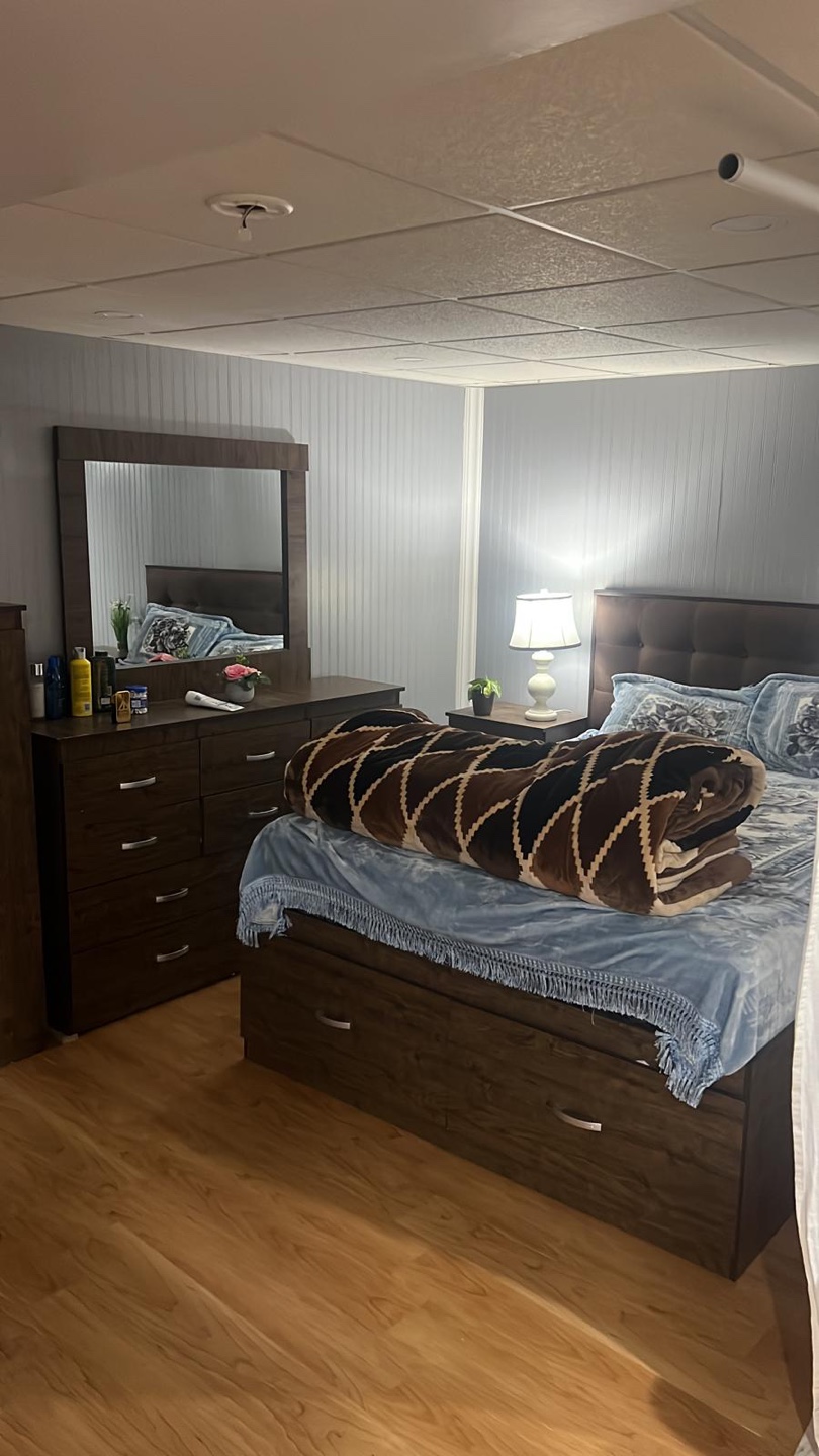 Basement Apartment Rental - Fully Furnished - photo 3