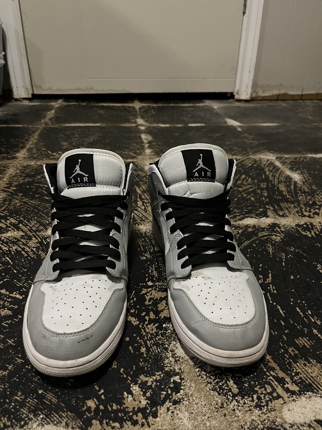 Jordan 1 Mid Light Smoke Grey (UA) - photo 4