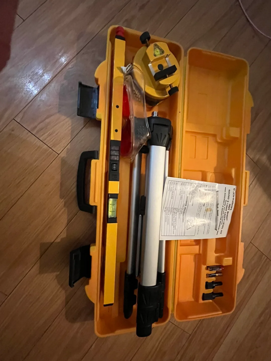 Johnson Level & Tool Hot Shot Laser Level Kit image indicator(3)