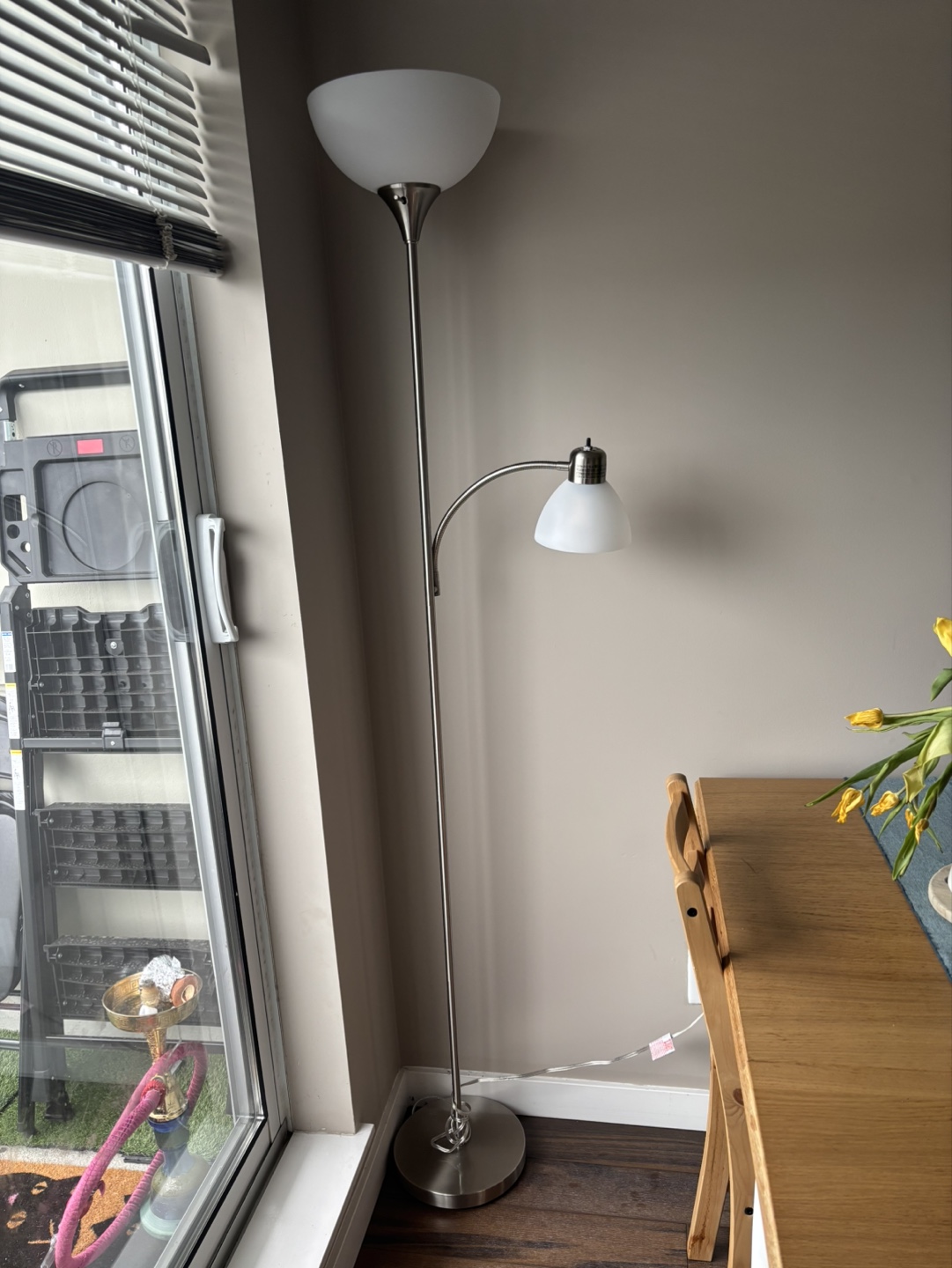 Floor Lamp with Two Lights - photo 2