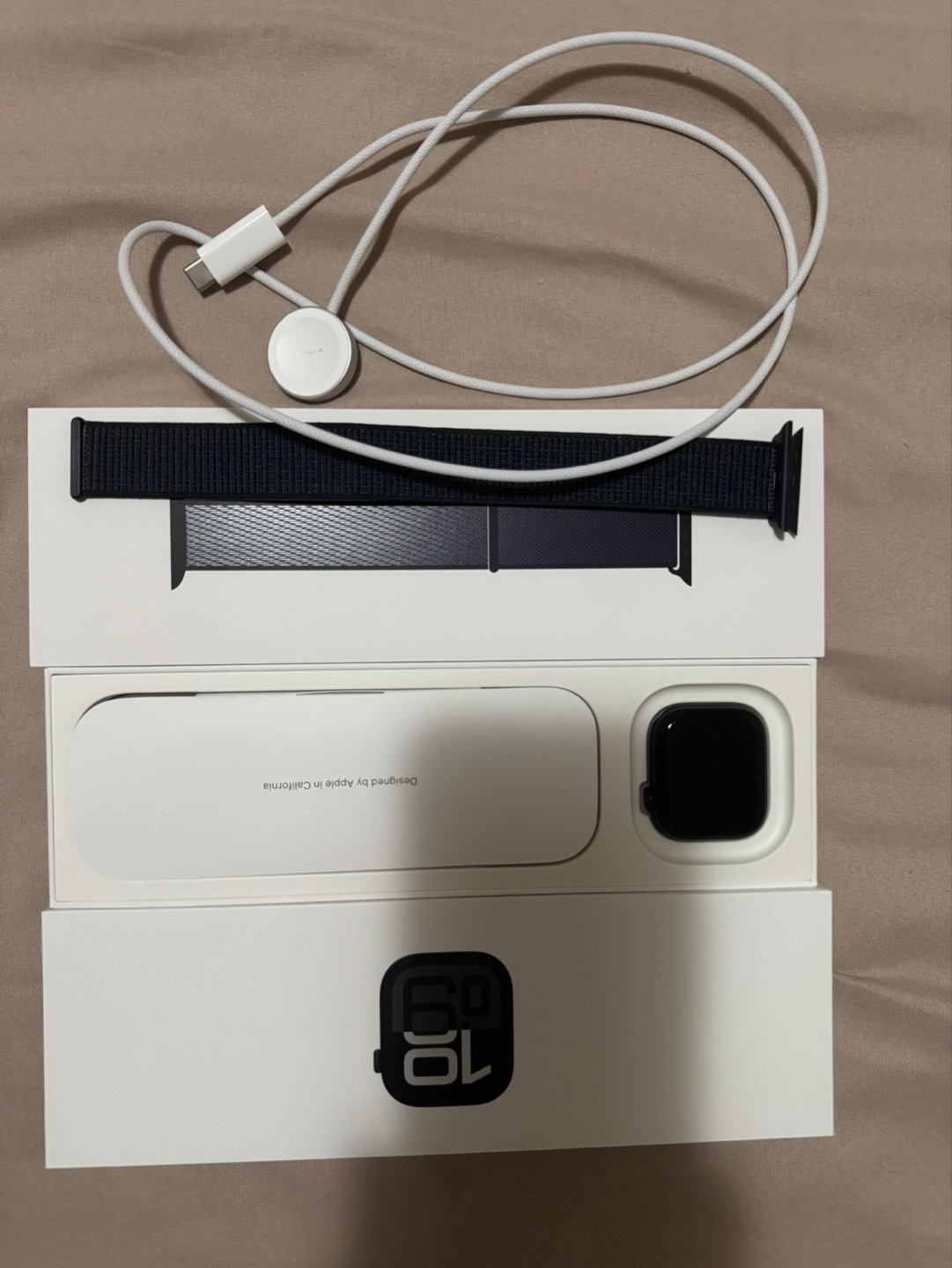 Apple Watch Series 10 42mm - Black Sport Band