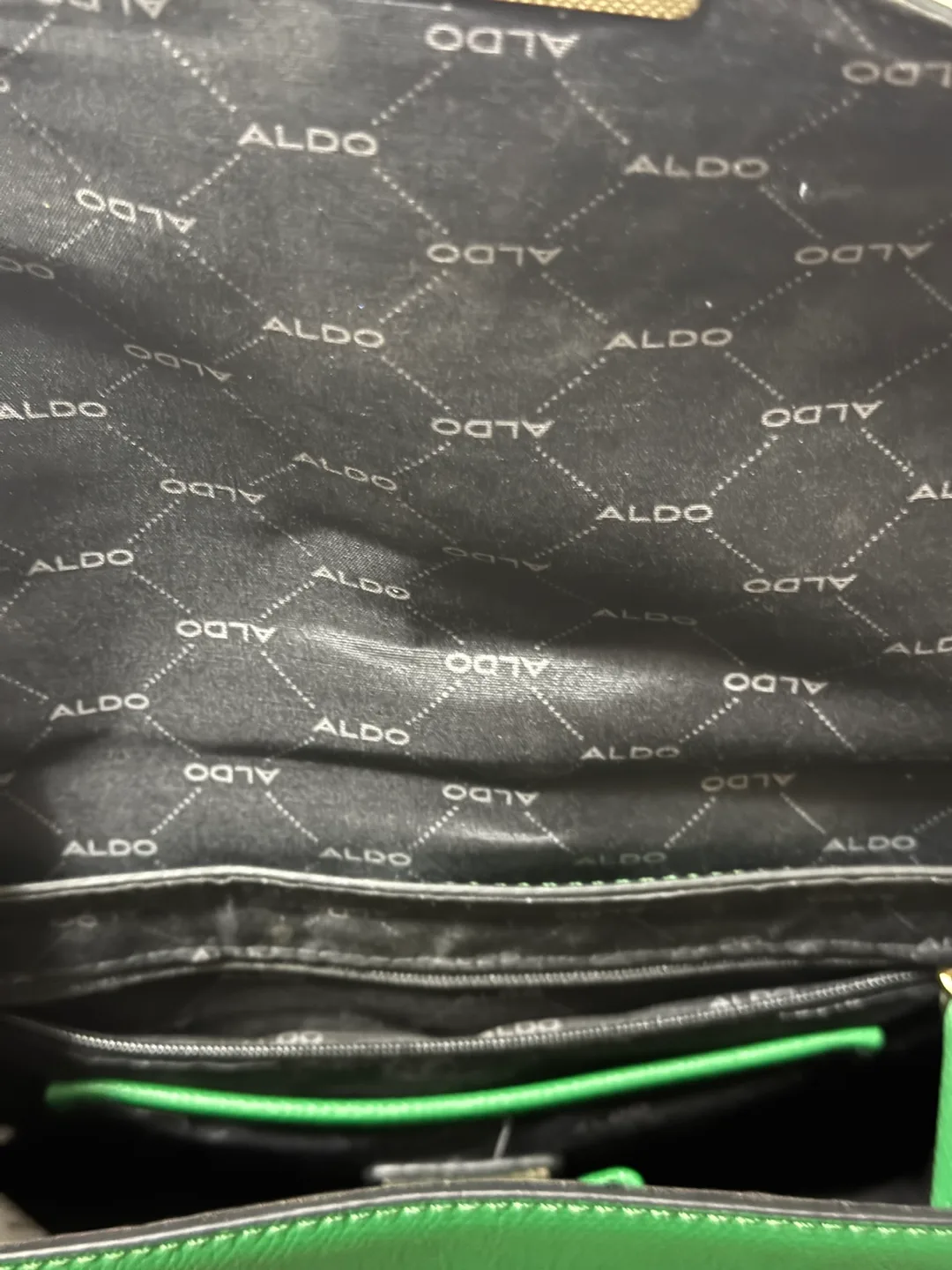 Preloved ALDO Green Handbag image indicator(3)