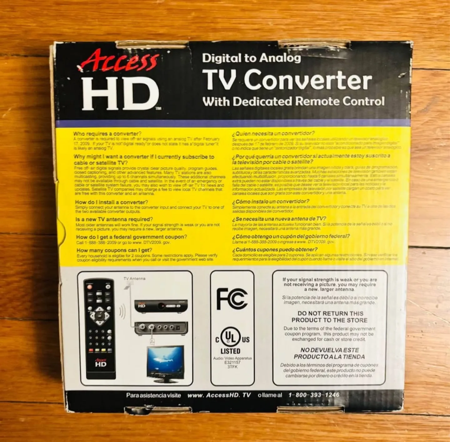 Digital/Analog TV Converter with Remote Never Used / Like New image indicator(8)