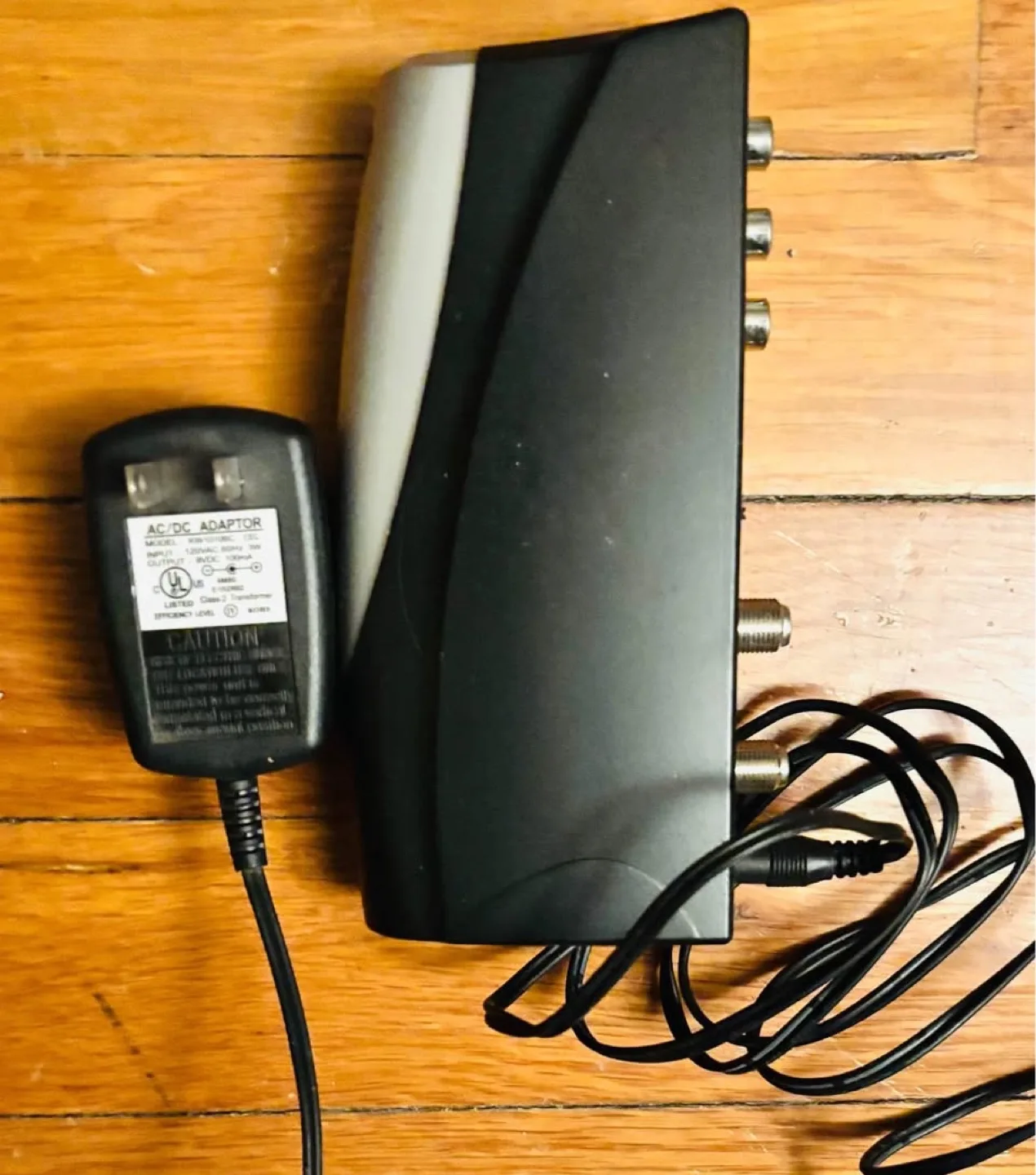 Audio-Video Modulator / RF Modulator Never Used image indicator(2)