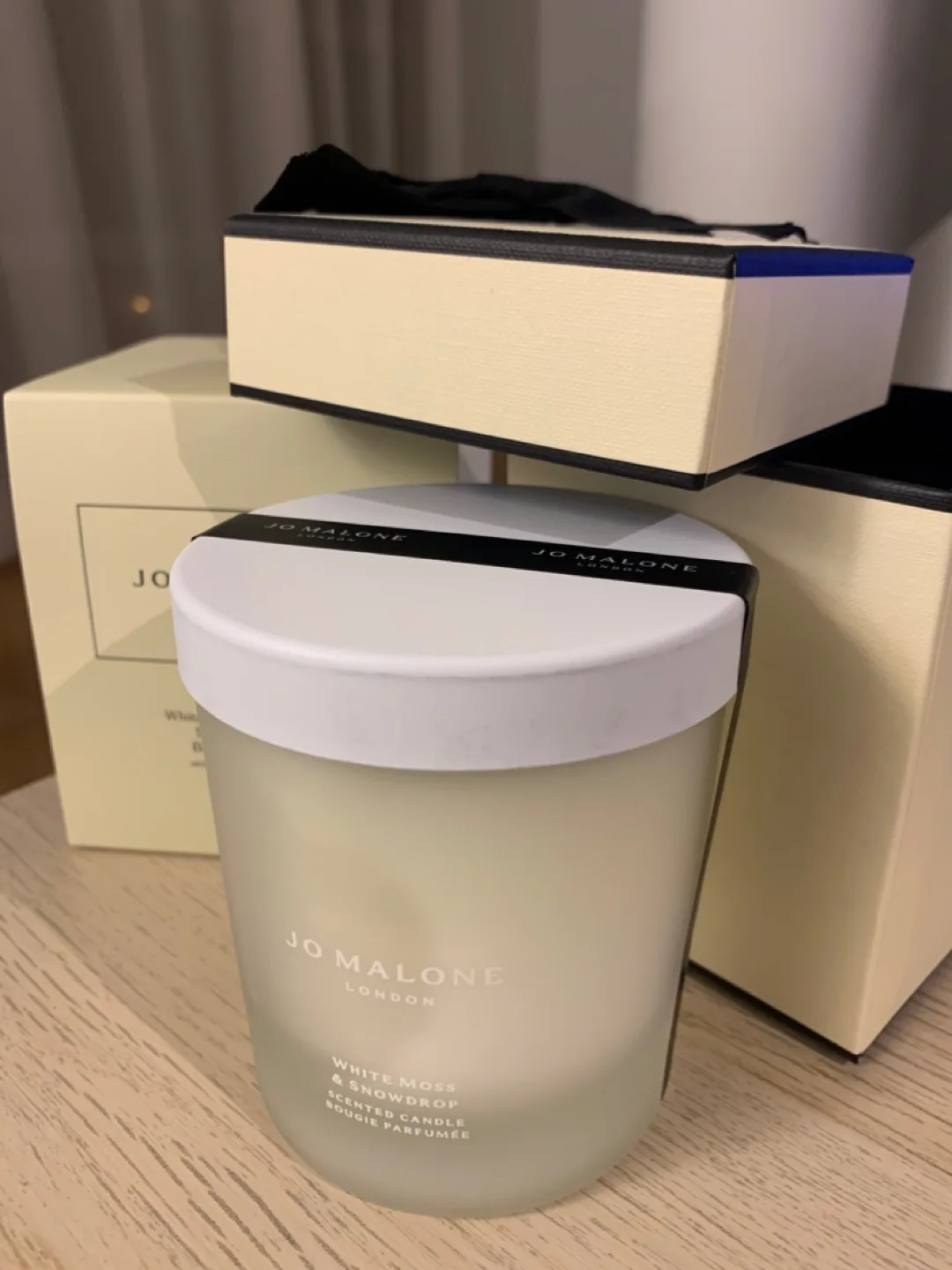 JO MALONE LONDON White Moss & Snowdrop Scented Candle thumbnail