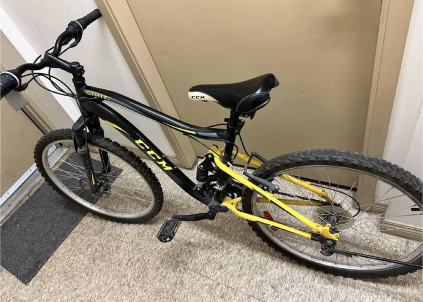2 CCM Bikes & Hitch Mount Bike Rack