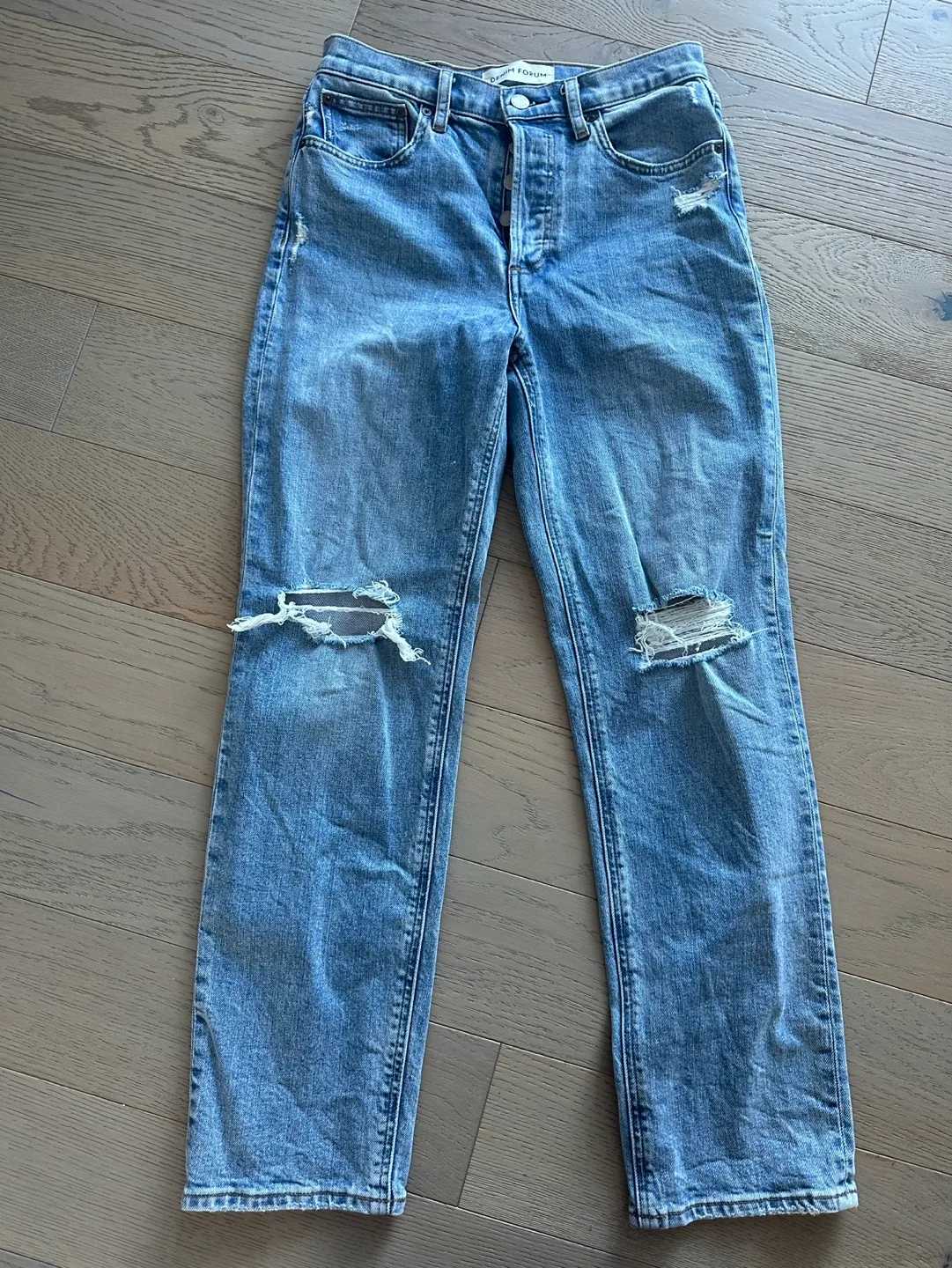 Denim Forum ARLO jeans - size 27 $100 each image indicator(5)