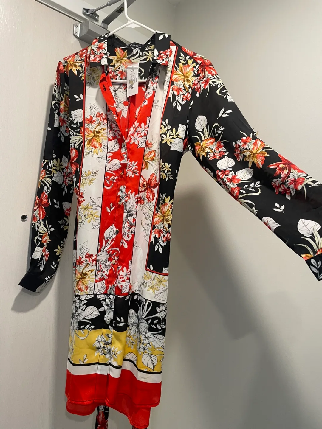 Women's Floral Shirt Dress, Size Medium image indicator(3)