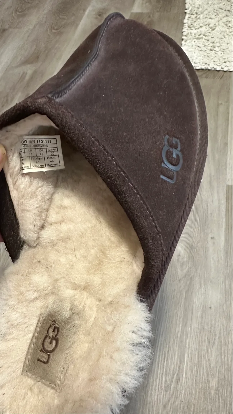 UGG Men's Brown Suede Slippers - Size 12 image indicator(2)