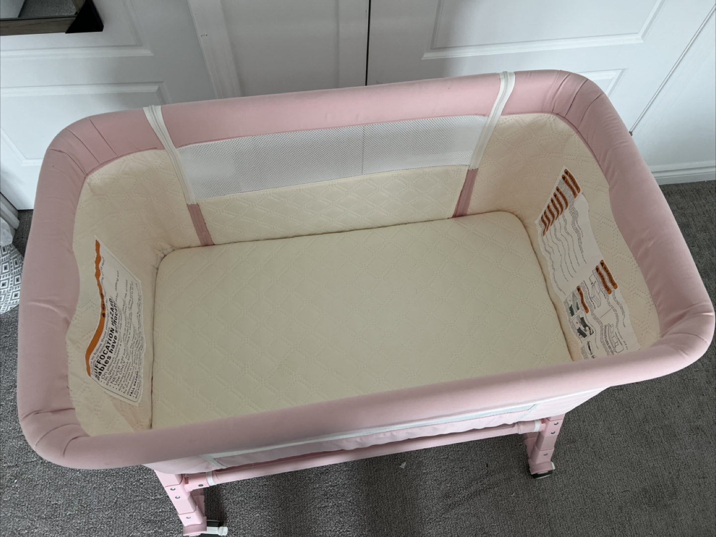 Pink Baby Bassinet with Storage Shelf and changing table - photo 3