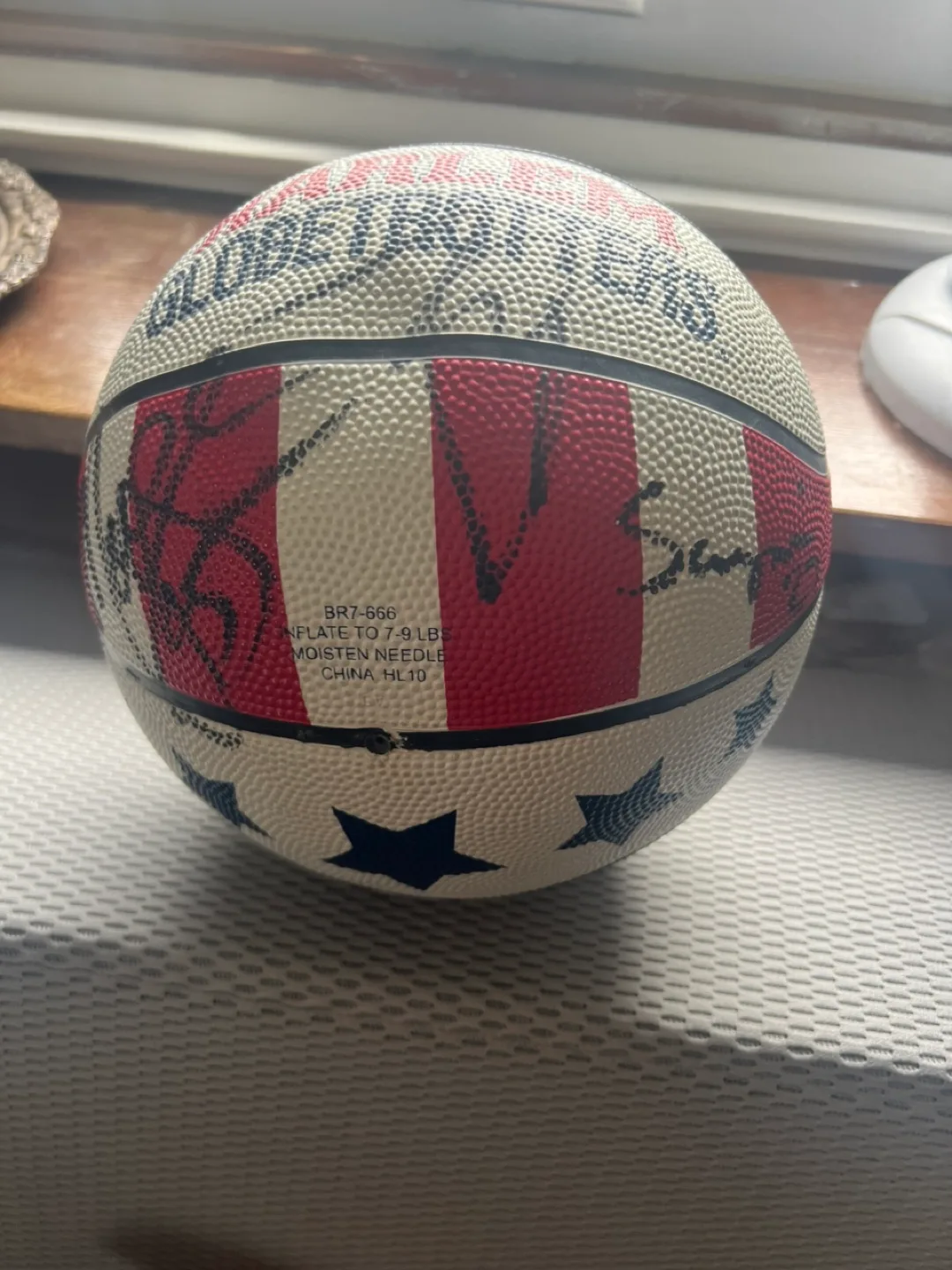 Harlem Globetrotters Autographed Basketball image indicator(3)