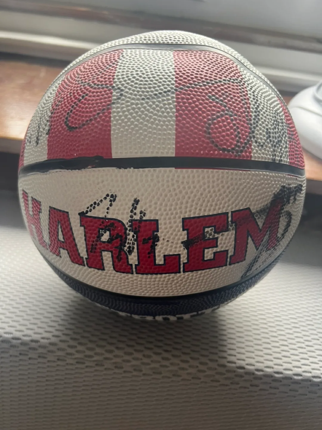 Harlem Globetrotters Autographed Basketball image indicator(2)