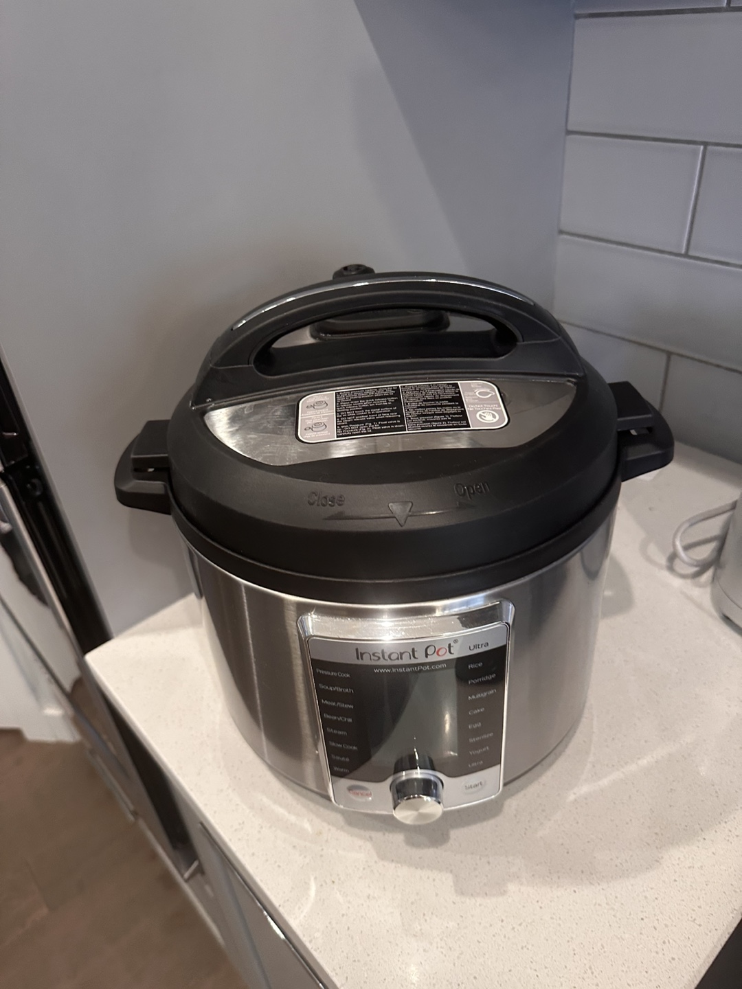Instant Pot Ultra Electric Pressure Cooker