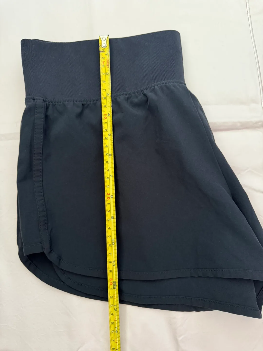 💚Victoria's Secret PINK Running Shorts - Size M image indicator(6)