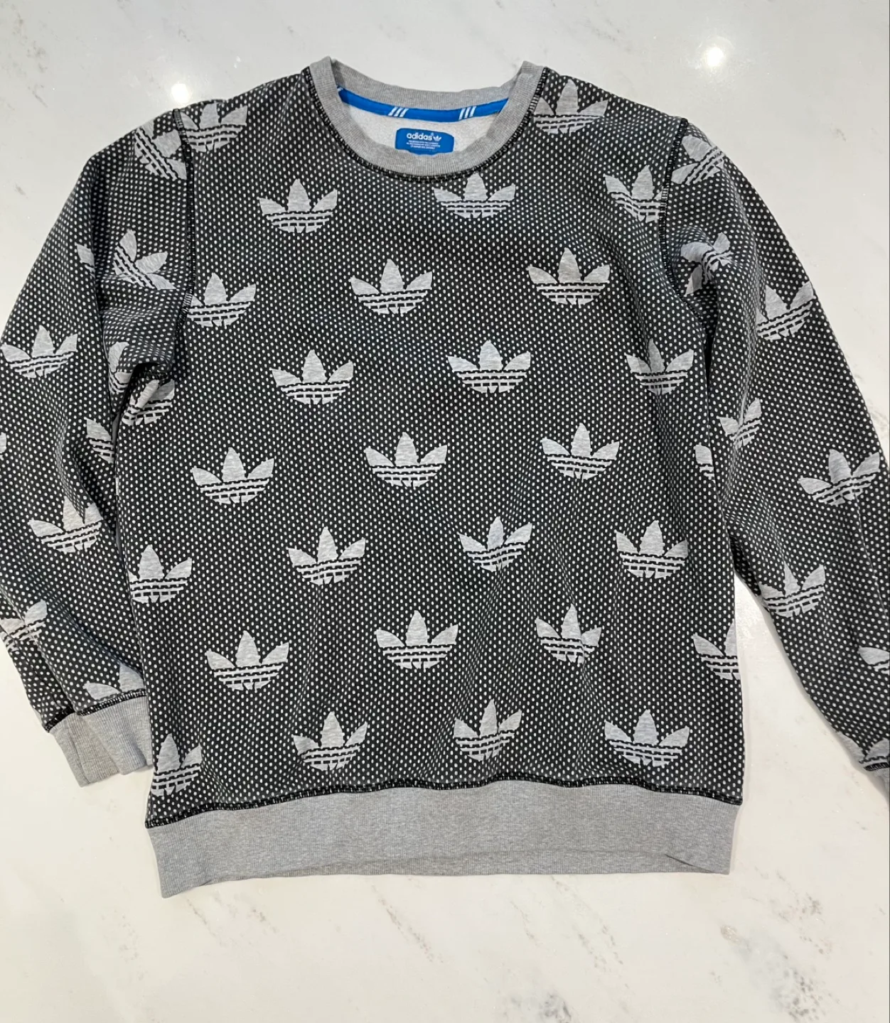 10xArmani Exchange/Lacoste/Adidas Originals/Etc.-Sweater Bundle! image indicator(6)