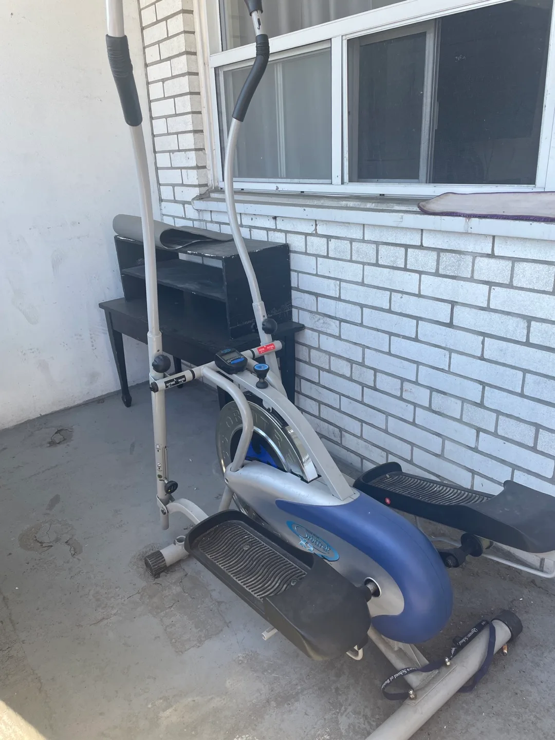 Elliptical Cross Trainer thumbnail