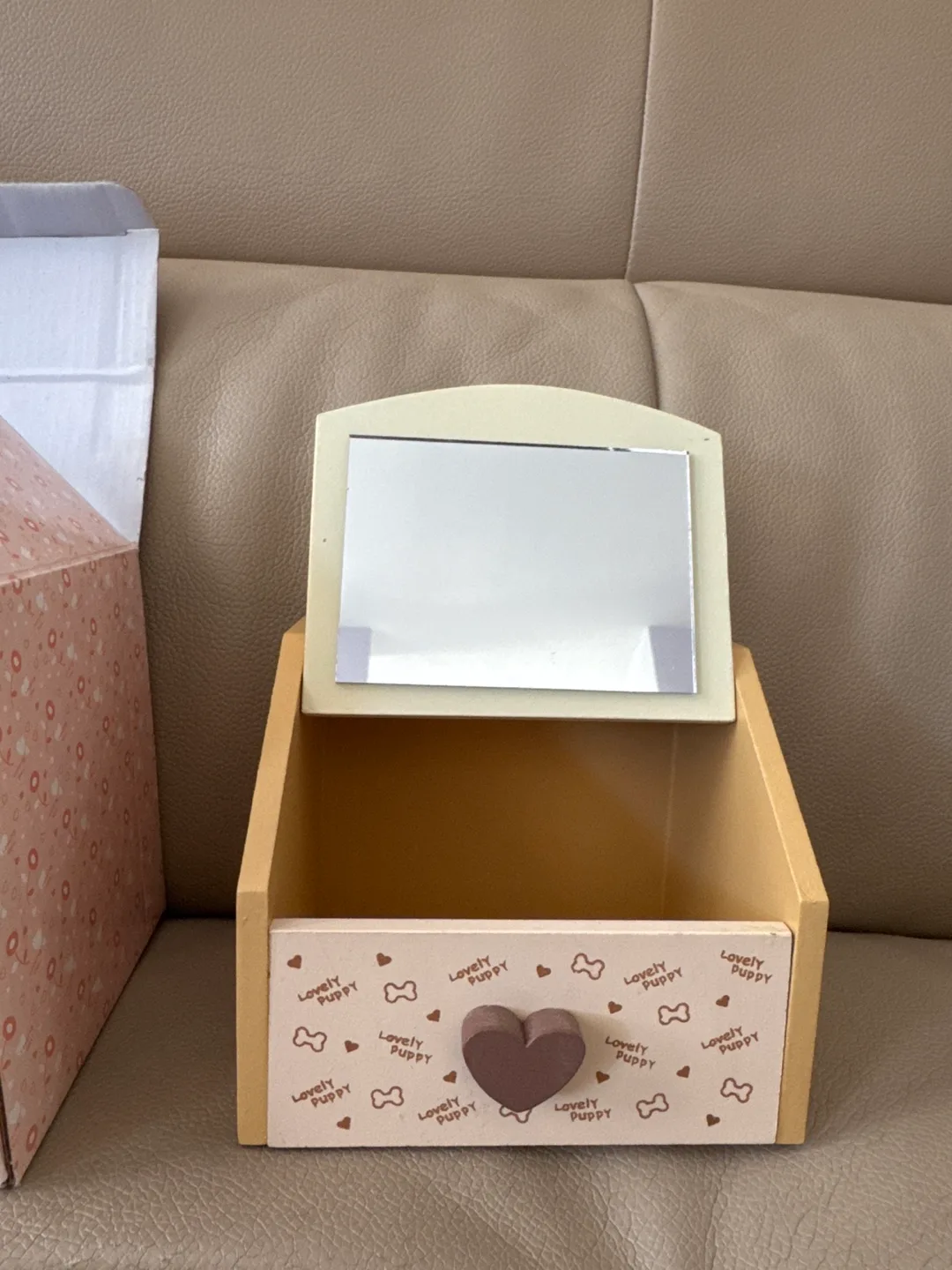 Brand New Wooden Dog Storage with Mirror 💚 image indicator(4)