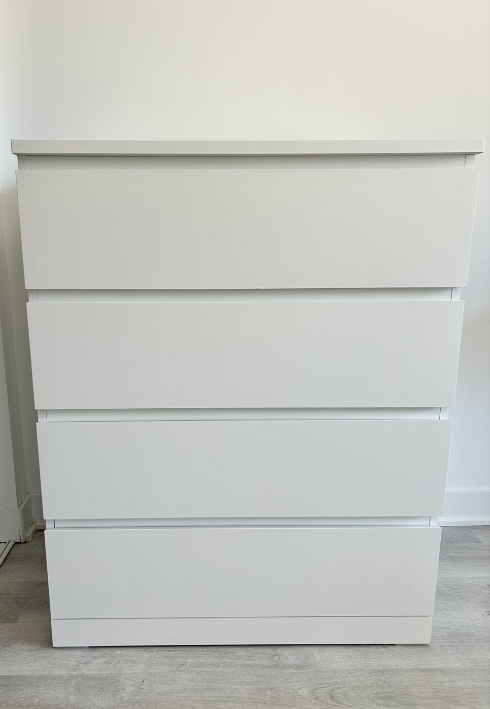 IKEA MALM 4-Drawer Dresser White