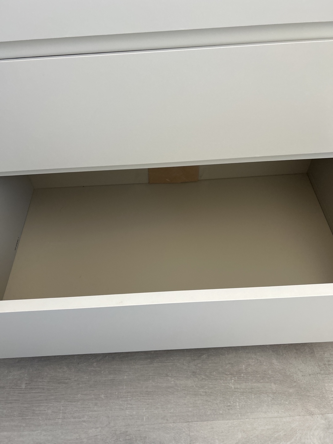 IKEA MALM 4-Drawer Dresser White - photo 3