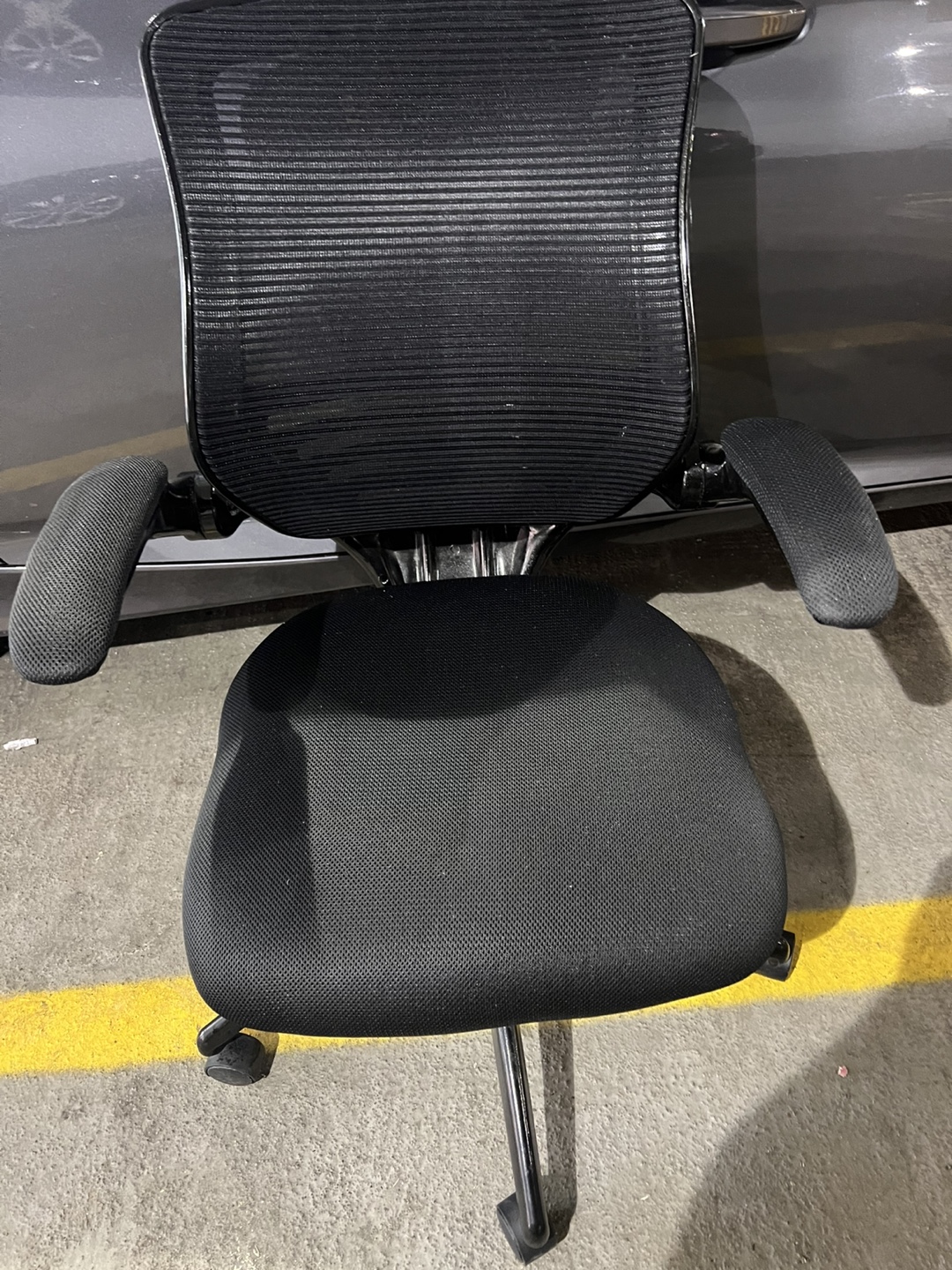 Black Mesh Office Chair