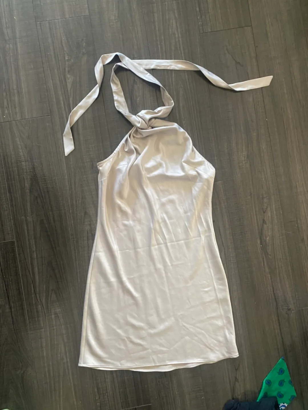 Dresses and rompers image indicator(7)