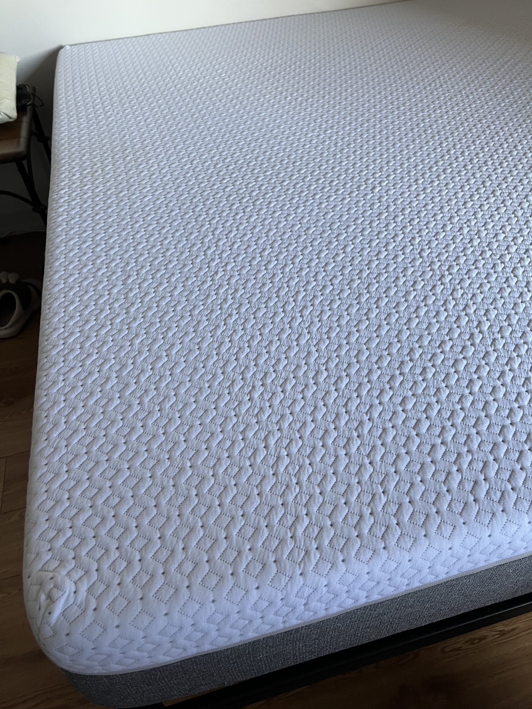 FREE! Endy king mattress - photo 2