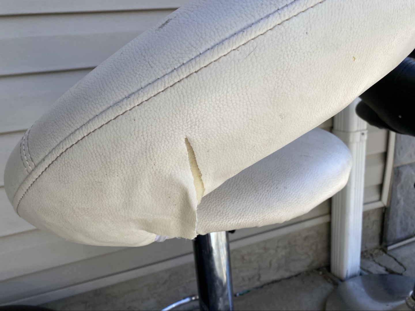 FREE Pair of Bar Stools - photo 5