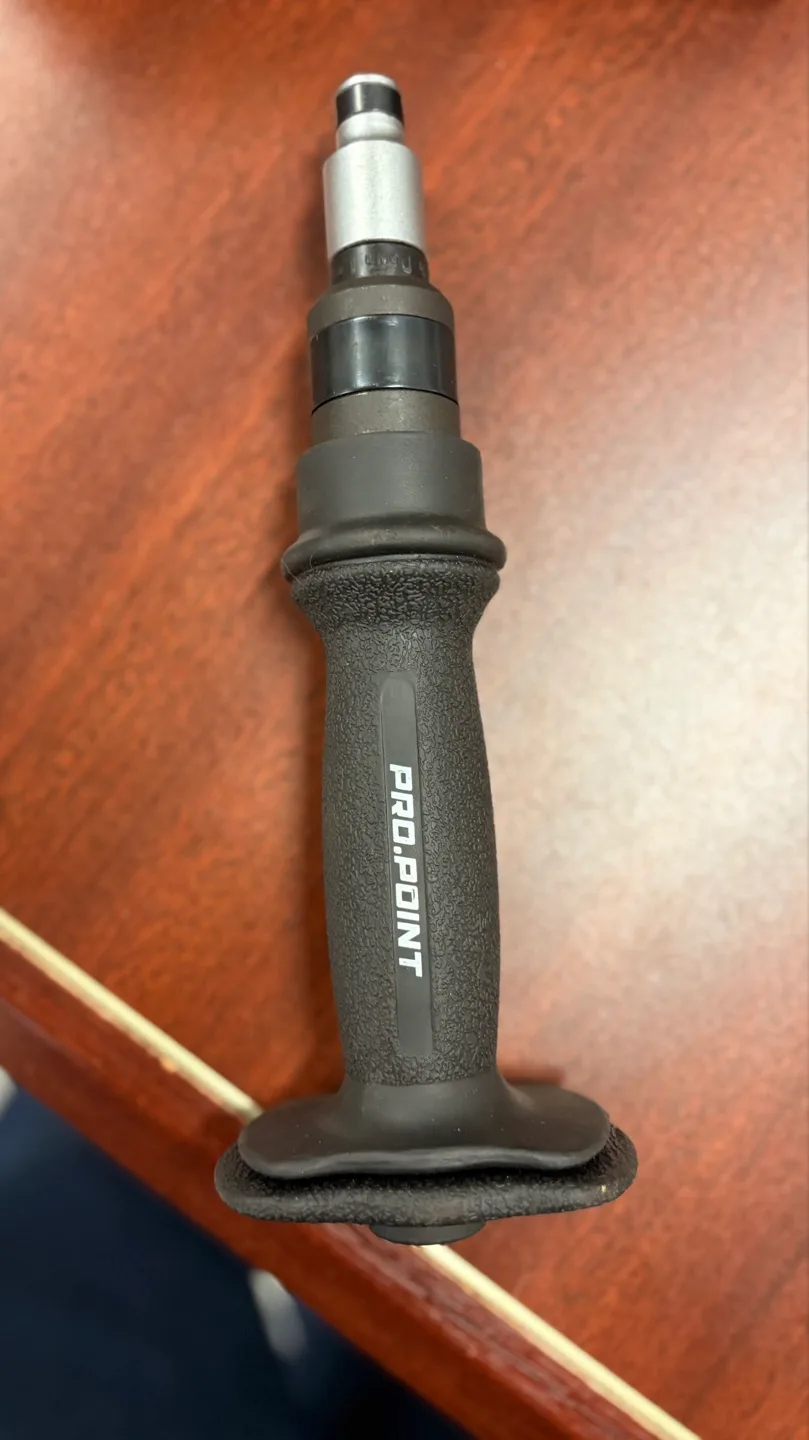 Pro-Point rivet gun with bits image indicator(2)