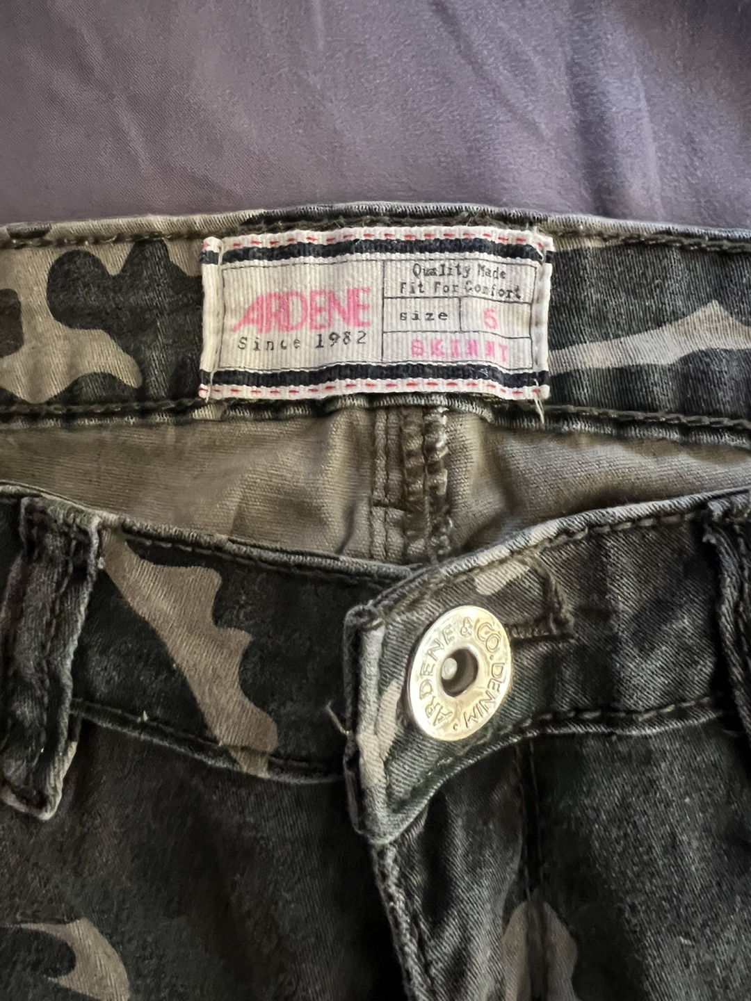 Ardenne Camo Skinny Jeans Size 5 - photo 3