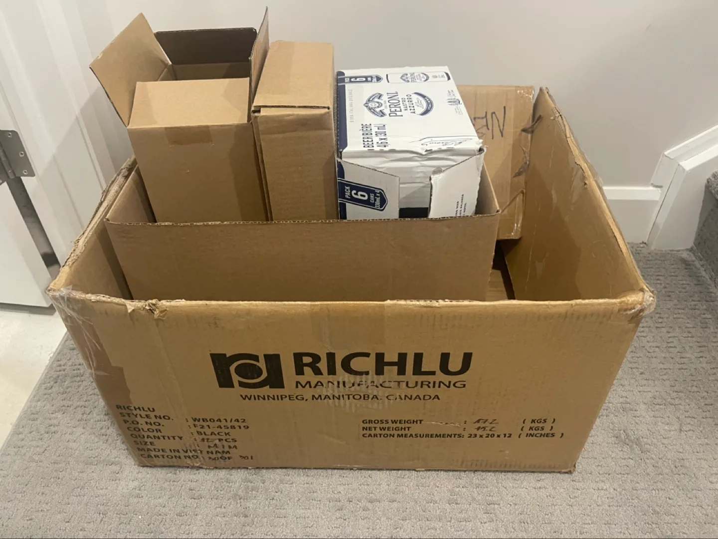 Bundle of Moving Boxes image indicator(2)