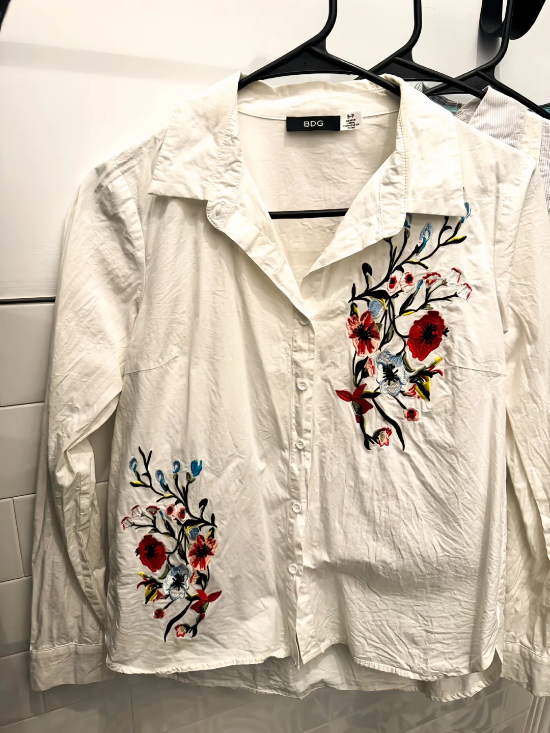 Lots of Women's Button-Down Shirts Designer Brands image indicator(3)