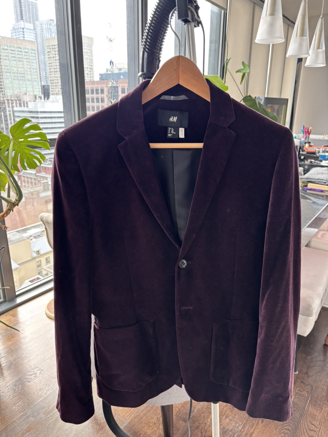 Men's Burgundy Velvet Blazer - Size 36R