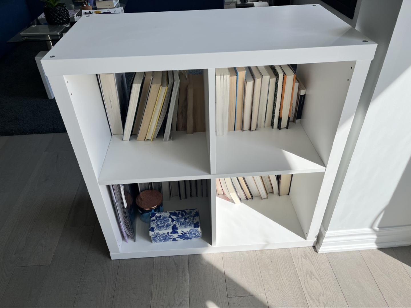 IKEA Kallax 4-cube shelving unit - White - photo 3