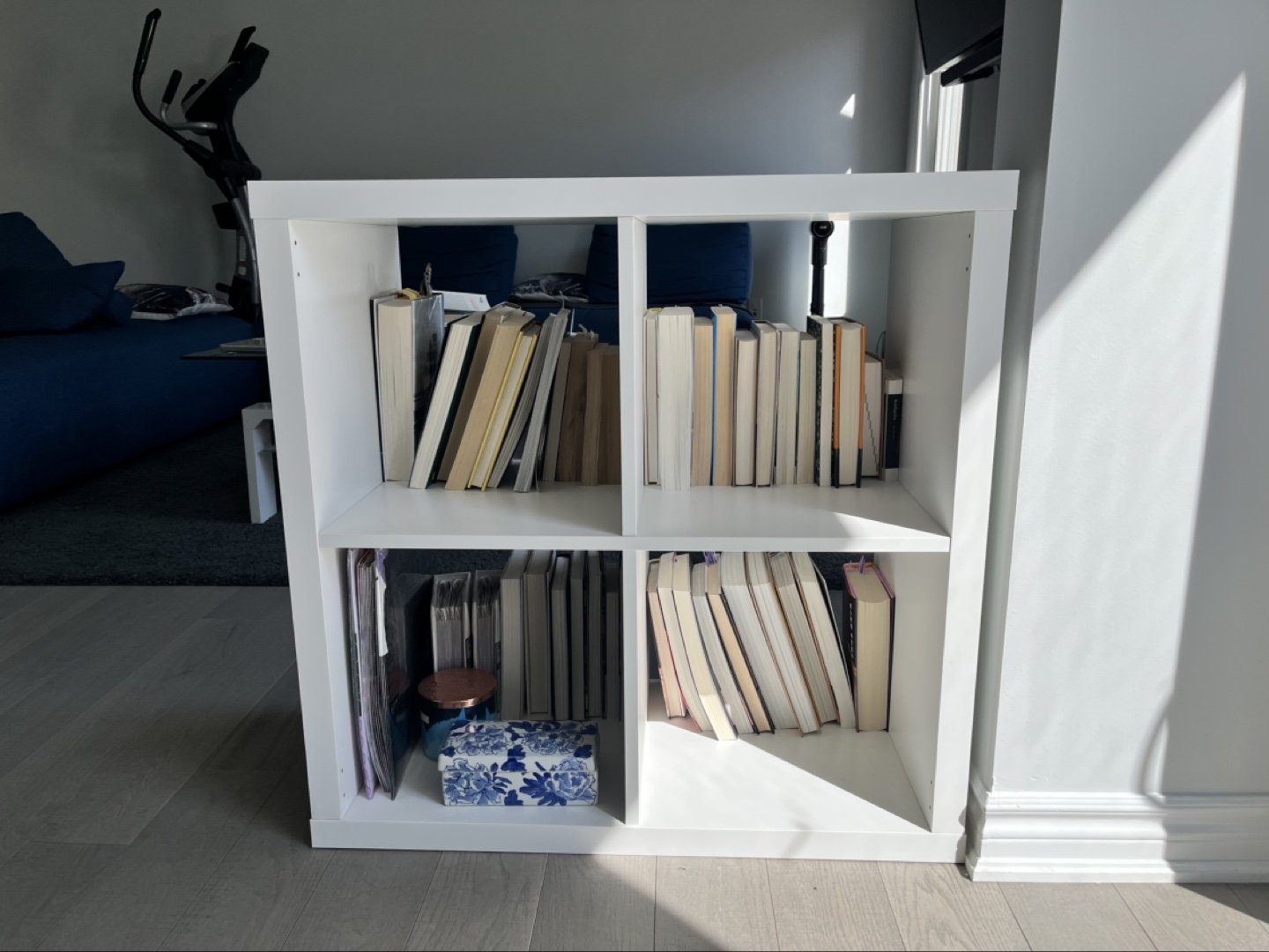 IKEA Kallax 4-cube shelving unit - White