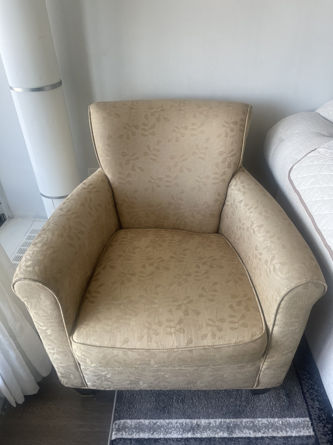 2 Beige Armchair with Leaf Pattern - photo 4