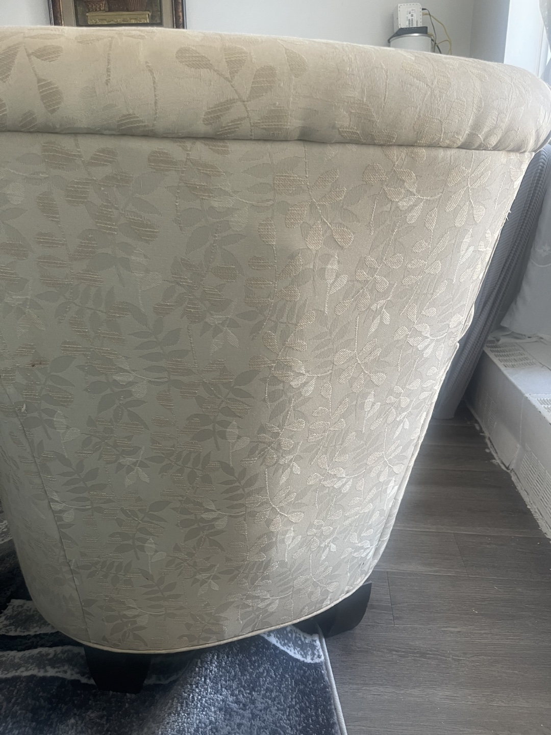 2 Beige Armchair with Leaf Pattern - photo 2