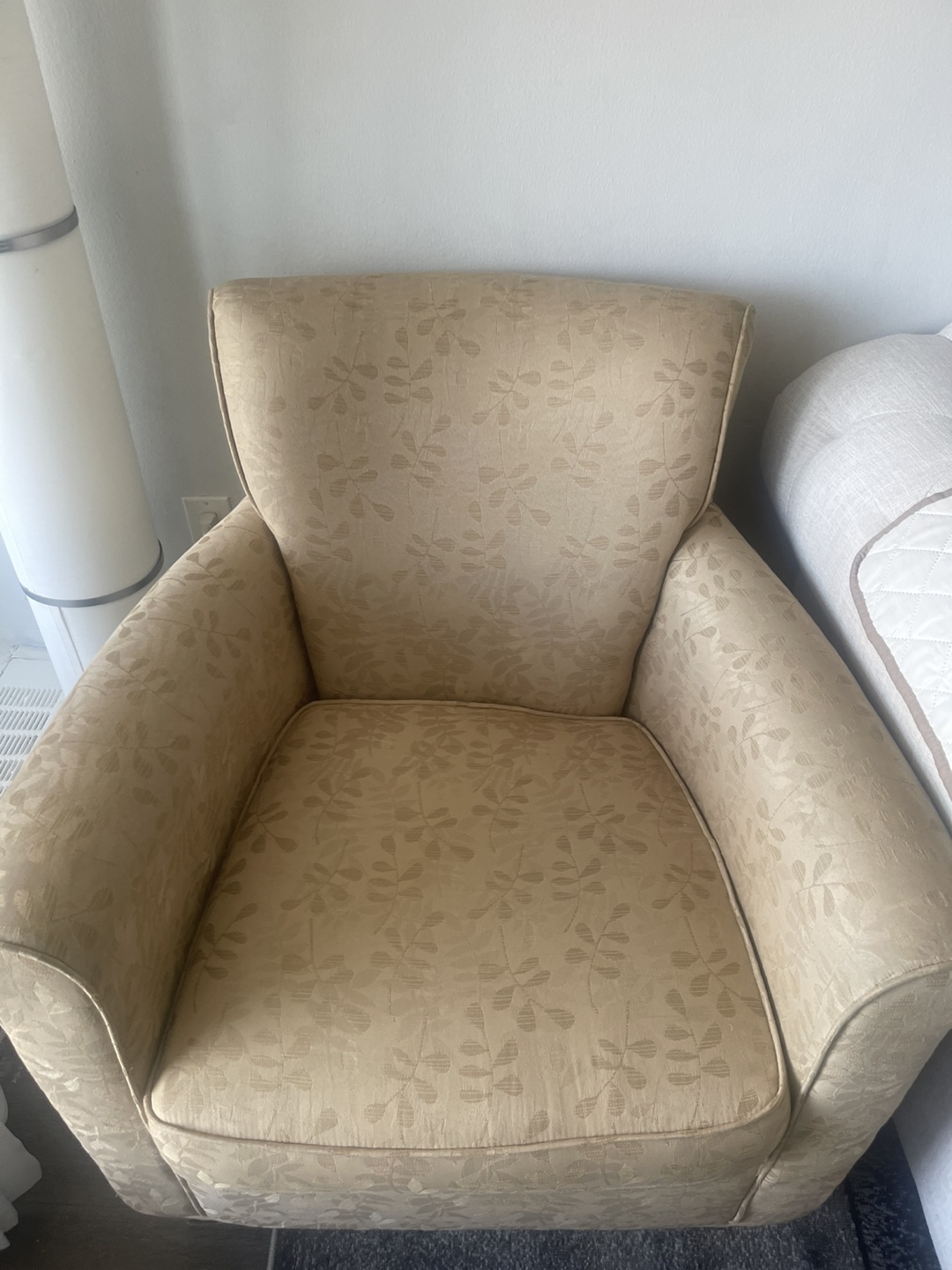 2 Beige Armchair with Leaf Pattern - photo 3