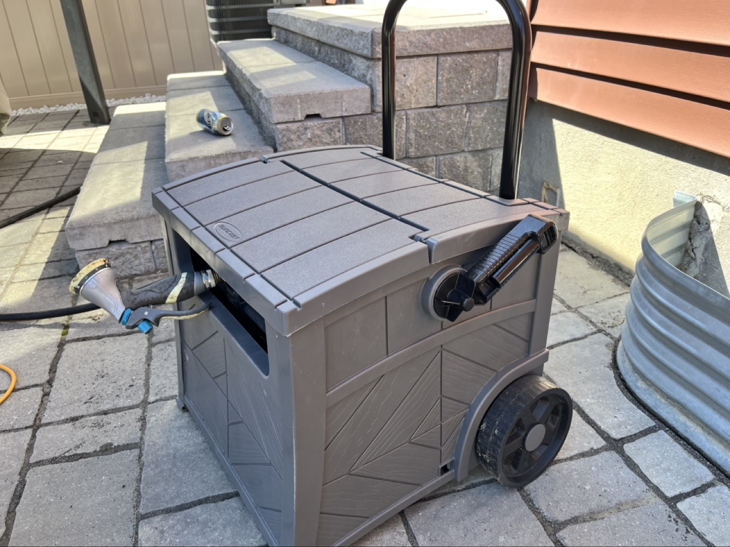 Suncast 150 ft Hose Reel Cart - photo 4