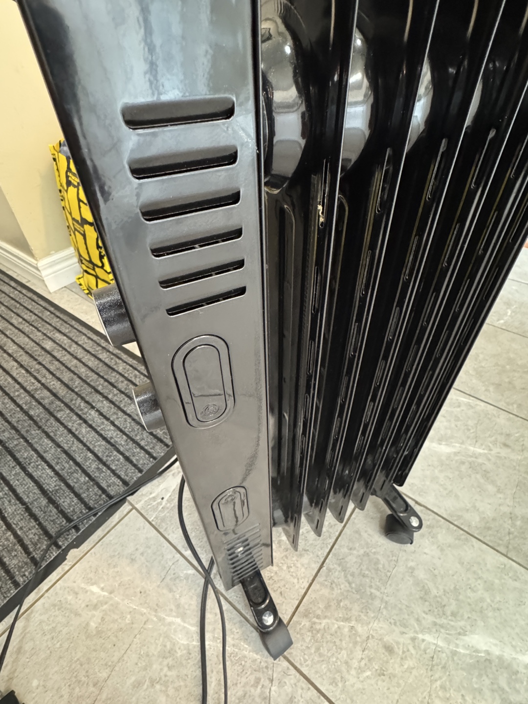 Pelonis Radiator Heater - photo 3