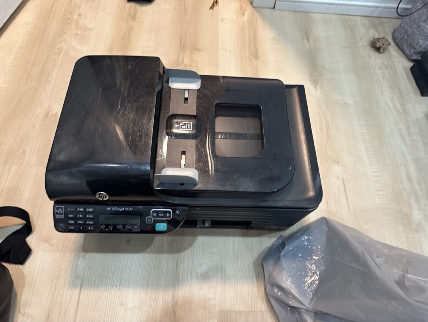 HP Deskjet 4500 All-in-One Printer - photo 2