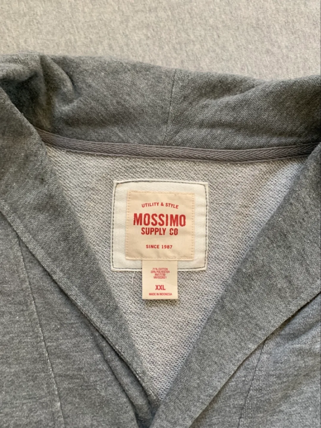Mossimo Supply Co. Men's XXL Grey Cardigan image indicator(3)
