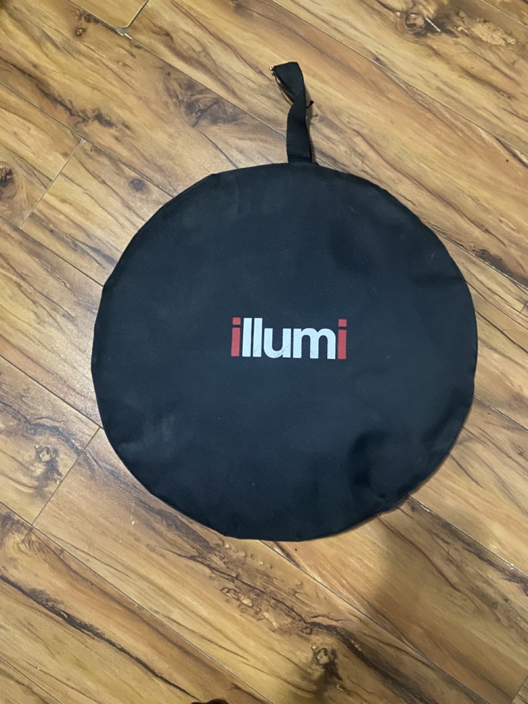 Illumi 32" Collapsible Reflector Disc - Gold & Silver