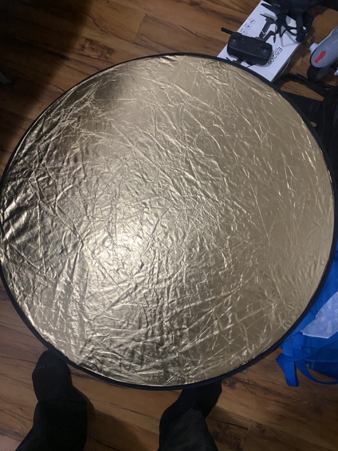 Illumi 32" Collapsible Reflector Disc - Gold & Silver - photo 2
