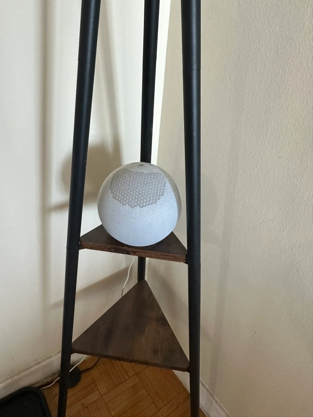 Tripod Floor Lamp with Shelf image indicator(3)